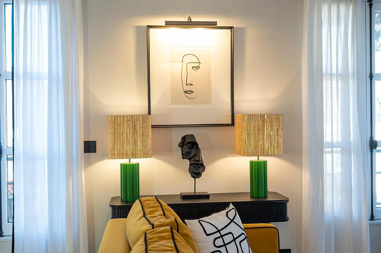 Apartment Kersell - Appartement De Standing Neuf Place Des Lices Saint-Tropez