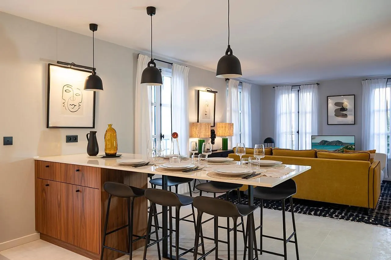 Kersell - Appartement De Standing Neuf Place Des Lices Saint-Tropez France
