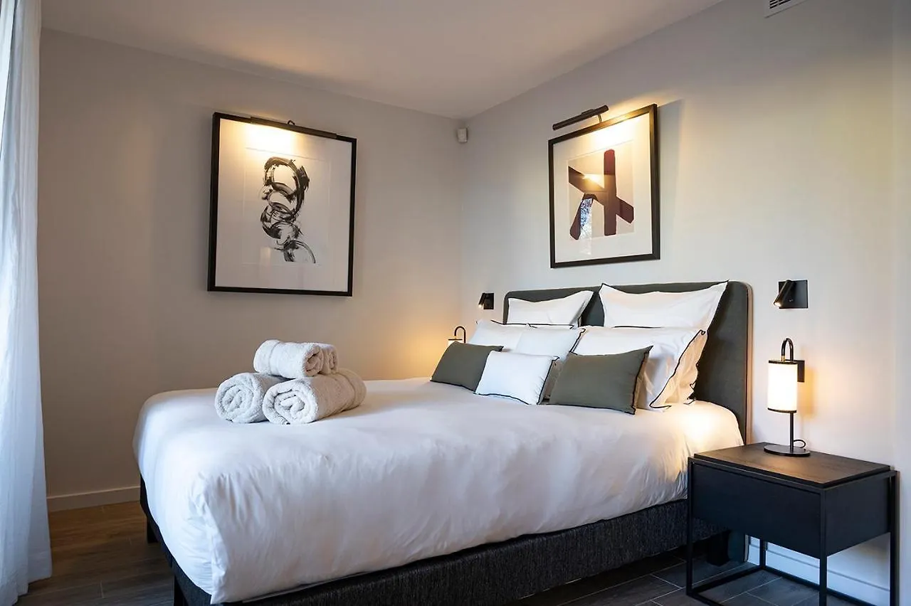 Kersell - Appartement De Standing Neuf Place Des Lices Saint-Tropez France